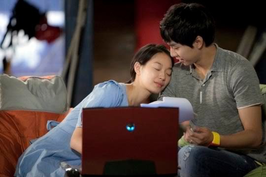 Kız Arkadaşım Dokuz Kuyruklu Bir Tilki Fotoğrafı