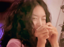 Kız Arkadaşım Dokuz Kuyruklu Bir Tilki Fotoğrafı