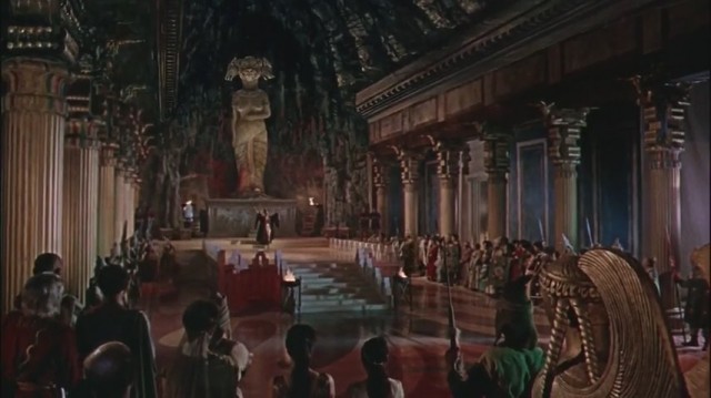 Altın Postlu Cengaver Fotoğrafı