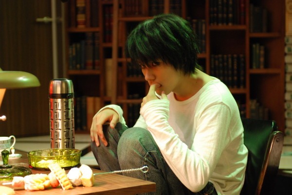 L: Change The World Fotoğrafı