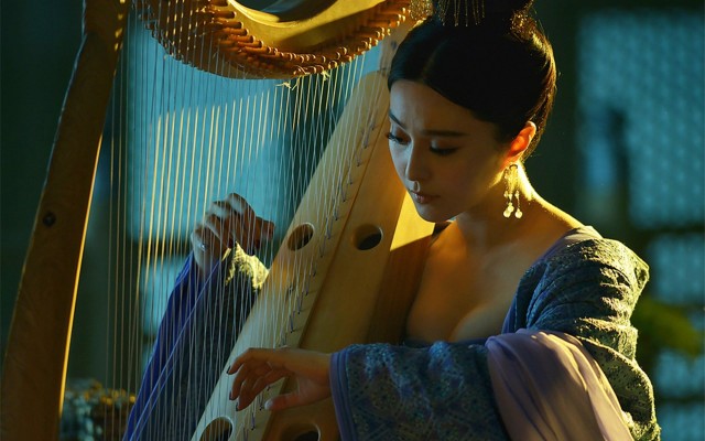 Lady of the Dynasty Fotoğrafı