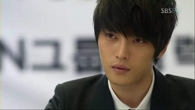 Protect the Boss Fotoğrafları 223