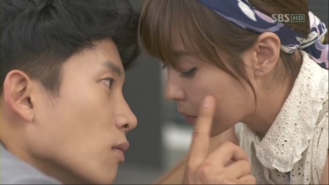 Protect the Boss Fotoğrafları 237