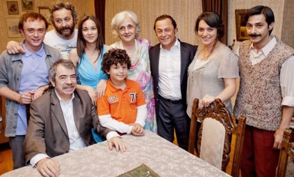 Celal Tan ve Ailesinin Aşırı Acıklı Hikayesi Fotoğrafı