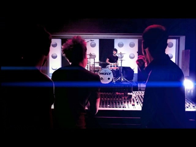 McFly Nowhere Left To Run Fotoğrafı