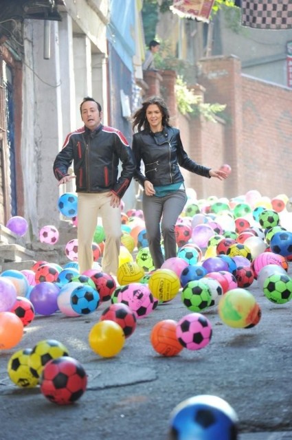 Sen Kimsin? Fotoğrafı