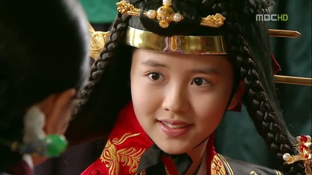 The Moon That Embraces the Sun Fotoğrafı