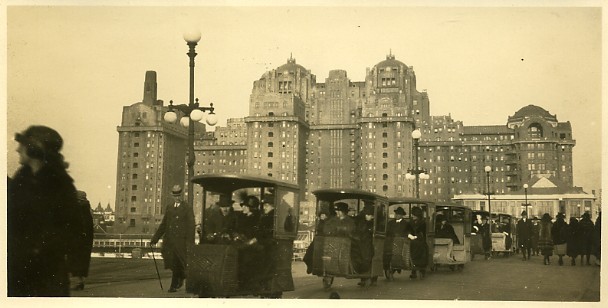 Bathing At Atlantic City Fotoğrafları 1