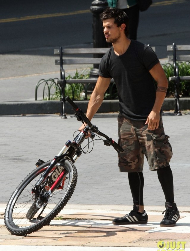 Takiptekiler Fotoğrafı