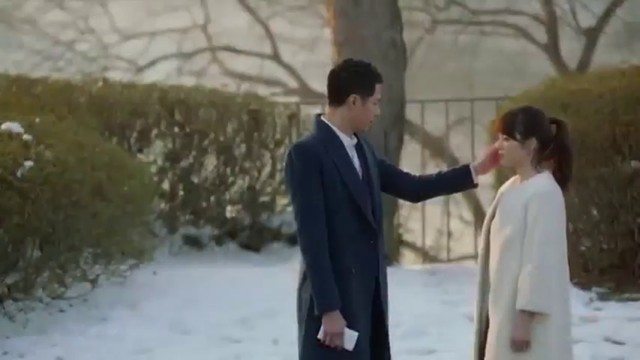 Wind Blows in Winter Fotoğrafı