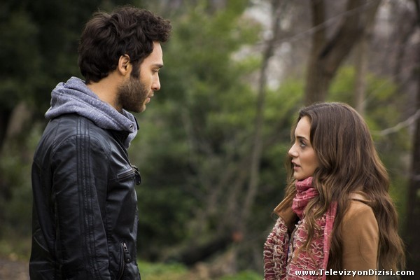Bir Aşk Hikayesi Sezon 1 Fotoğrafı