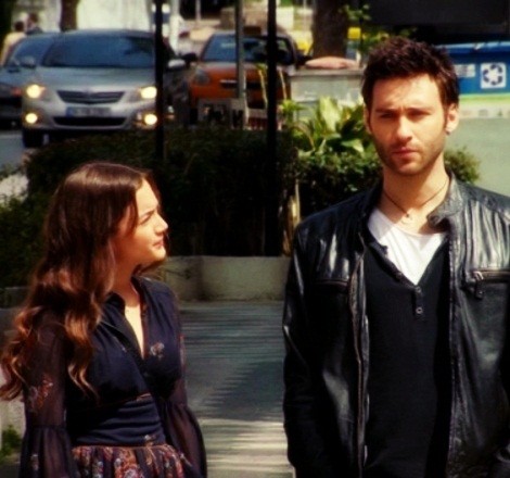 Bir Aşk Hikayesi Sezon 1 Fotoğrafı