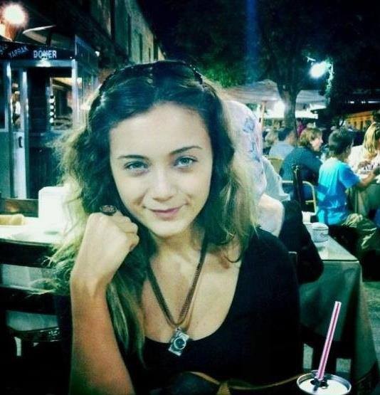 Bir Aşk Hikayesi Sezon 1 Fotoğrafı