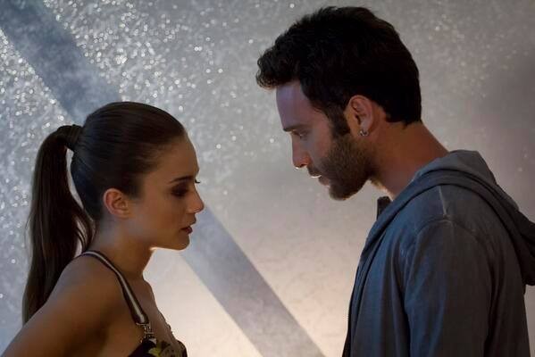 Bir Aşk Hikayesi Sezon 1 Fotoğrafı