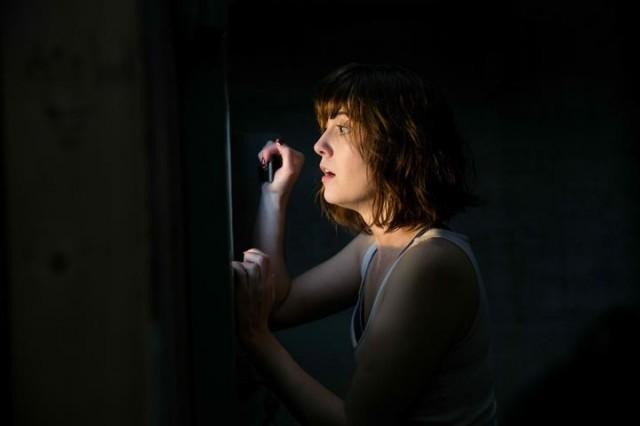 Cloverfield Yolu No: 10 Fotoğrafı