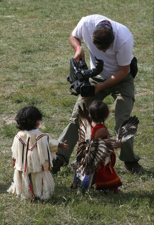 Oturan Boğanın İzinde Fotoğrafları 1