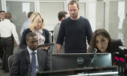 Blindspot Fotoğrafları 16