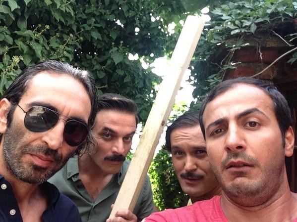 Geniş Aile: Yapıştır Fotoğrafı