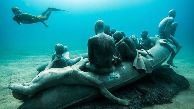 Denizdeki Ateş Fotoğrafı