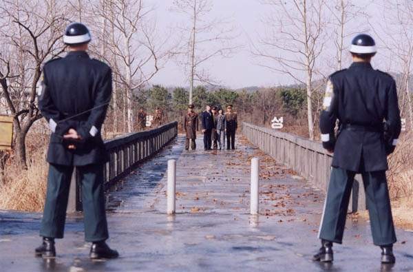 J.S.A.: Joint Security Area Fotoğrafları 4