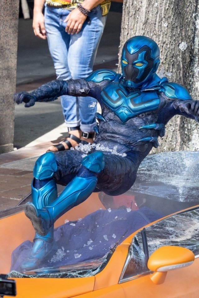 Blue Beetle Fotoğrafları 3