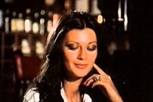 Aşk Dediğin Laf Değildir Fotoğrafı