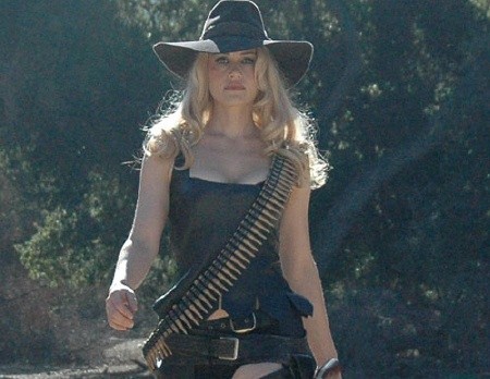 Elektra Luxx Fotoğrafı