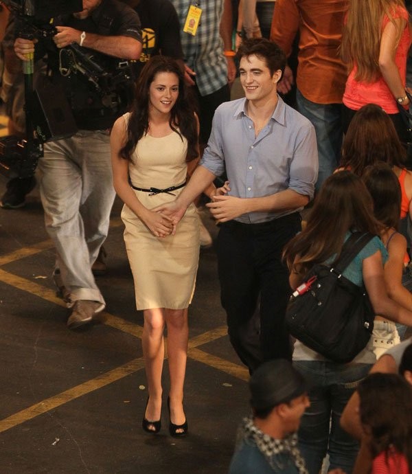 Alacakaranlık Efsanesi: Şafak Vakti Bölüm 1 Fotoğrafı