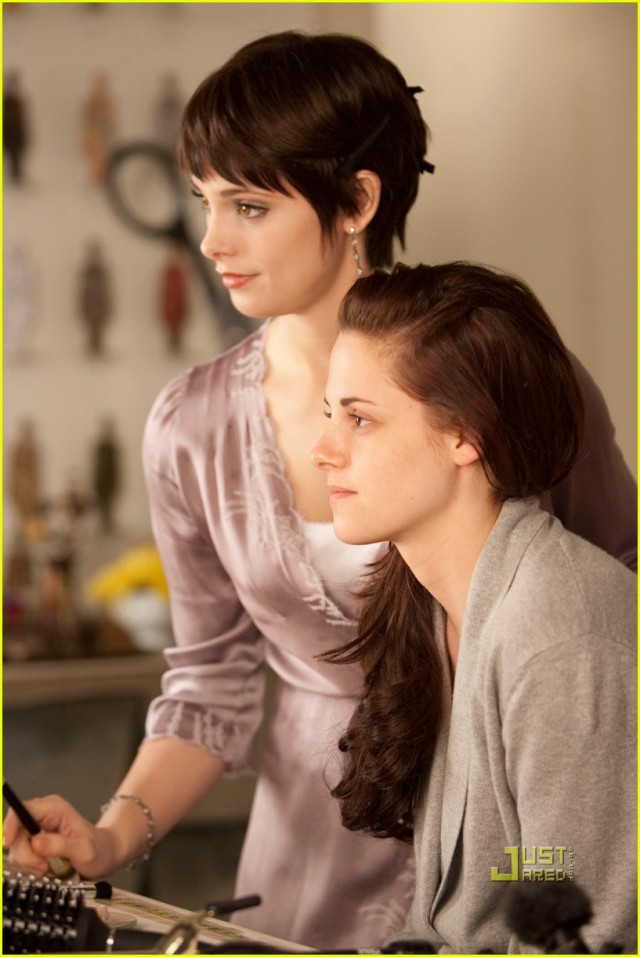 Alacakaranlık Efsanesi: Şafak Vakti Bölüm 1 Fotoğrafı