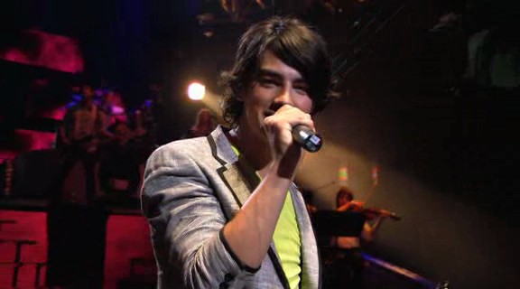 Jonas Brothers: Üç Boyutlu Konser Deneyimi Fotoğrafı