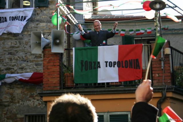 Bye Bye Berlusconi! Fotoğrafları 3