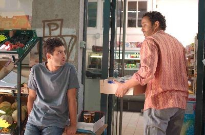 Bakkalın Oğlu Fotoğrafı