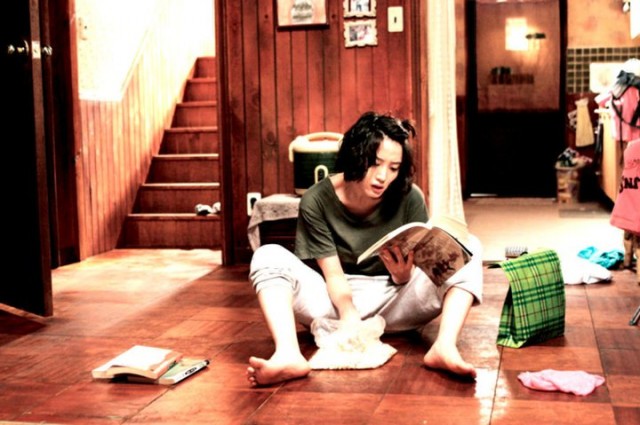 Shim's Family / Skeletons in The Closet Fotoğrafı