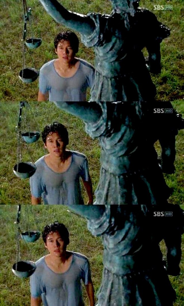 The Scale Of Providence Fotoğrafı