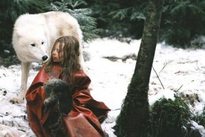 Survivre Avec Les Loups Fotoğrafları 5