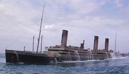 Raise The Titanic Fotoğrafları 1