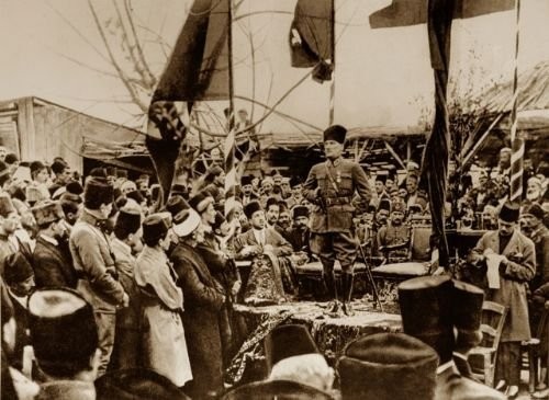 Saat Kaç? Fotoğrafı