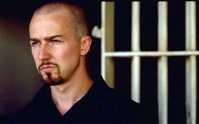 Geçmişin Gölgesinde Fotoğrafı