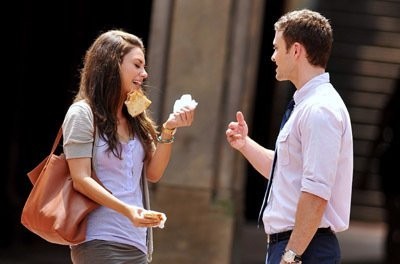 Arkadaştan Öte Fotoğrafı