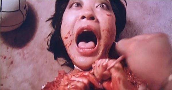 He Lives By Night Fotoğrafı