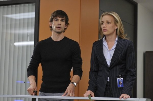 Covert Affairs Fotoğrafı