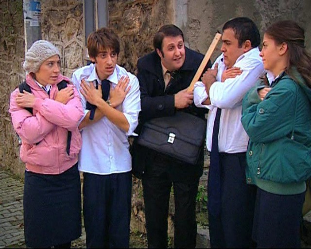 Geniş Aile Fotoğrafı
