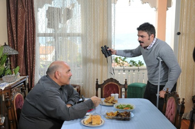 Geniş Aile Fotoğrafı