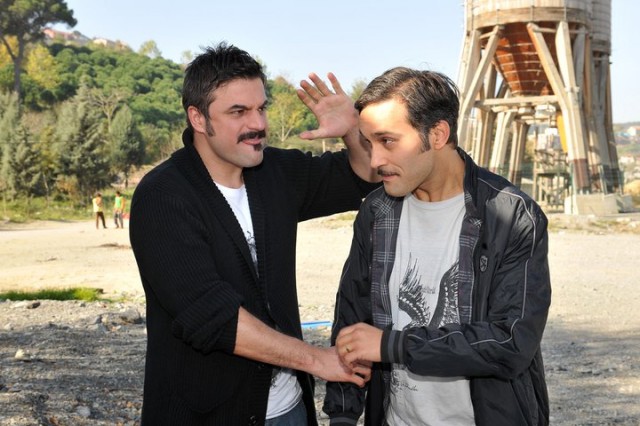 Geniş Aile Fotoğrafı